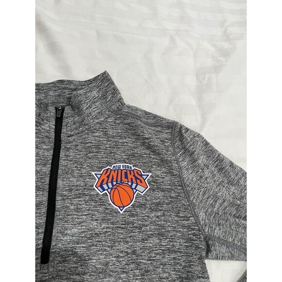 New York Knicks Nike Dri-Fit 1/4 Zip Pullover Size Medium 10/12 Gray Logo NBA - Picture 3 of 10